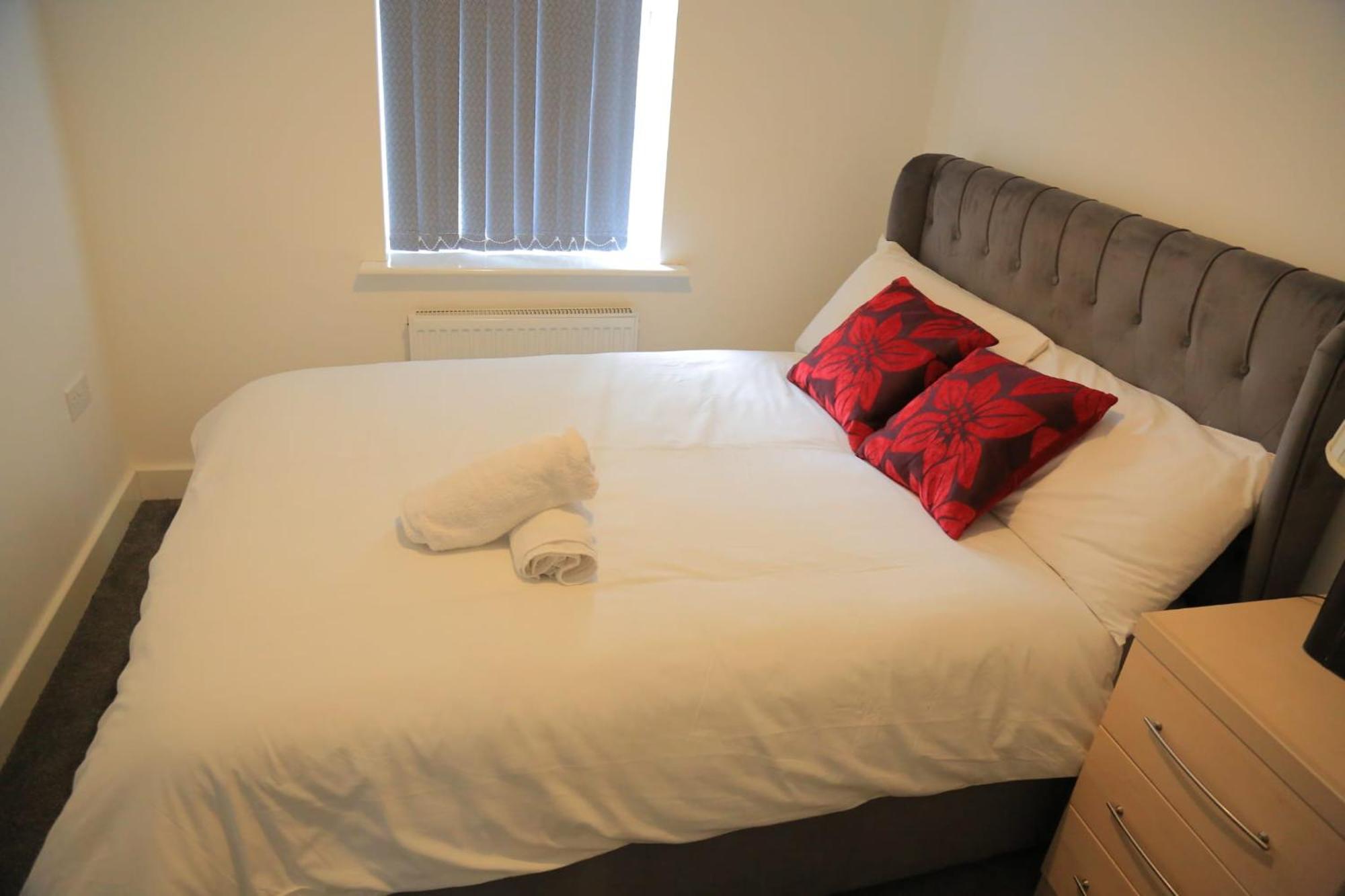 Beautiful New Family Home Leeds  Extérieur photo