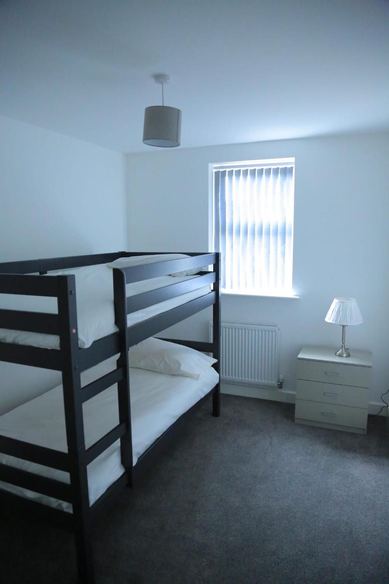 Beautiful New Family Home Leeds  Extérieur photo