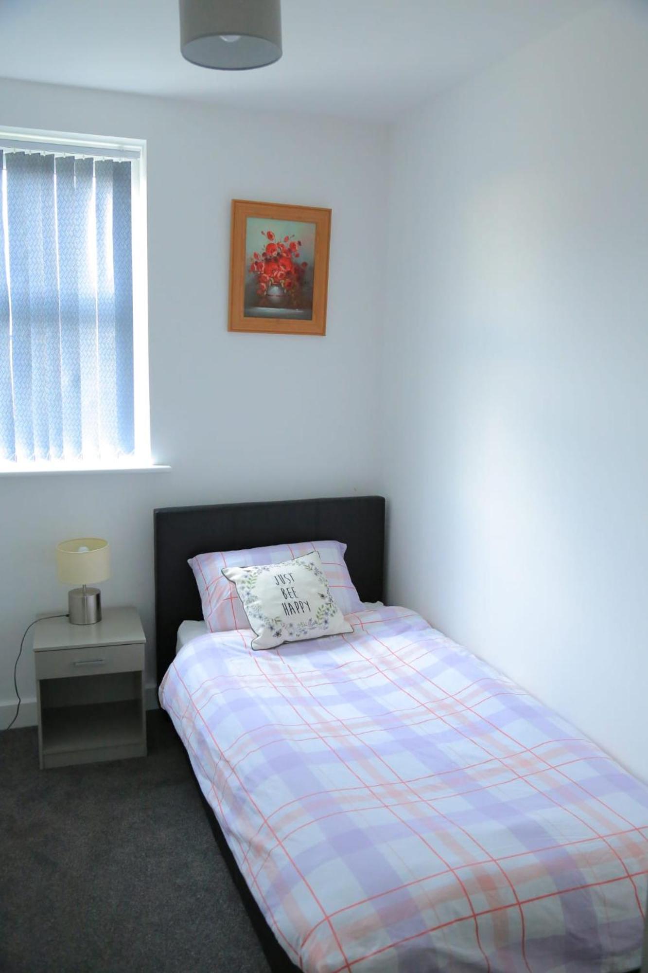 Beautiful New Family Home Leeds  Extérieur photo